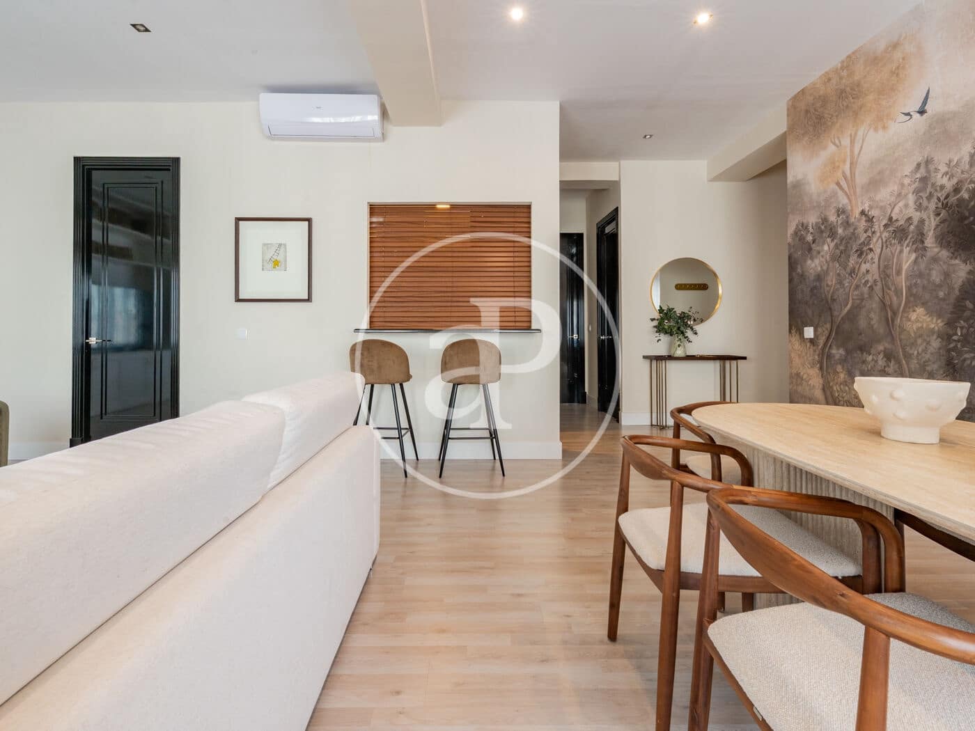 2 slaapkamer Appartement te huur in Madrid stad - € 5.000 (Ref: 9422463)