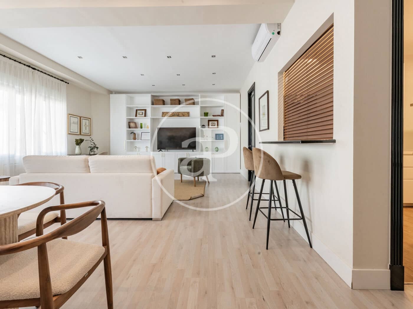 2 slaapkamer Appartement te huur in Madrid stad - € 5.000 (Ref: 9422463)