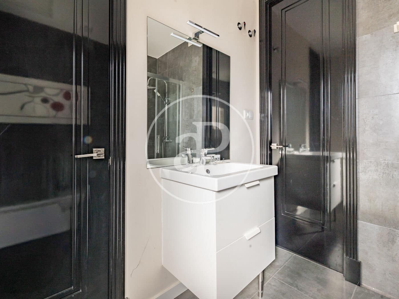 2 slaapkamer Appartement te huur in Madrid stad - € 5.000 (Ref: 9422463)