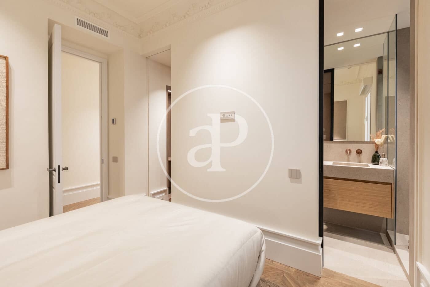 3 makuuhuone Huoneisto myytävänä paikassa Madrid kaupunki - 3 650 000 € (Ref: 9422465)