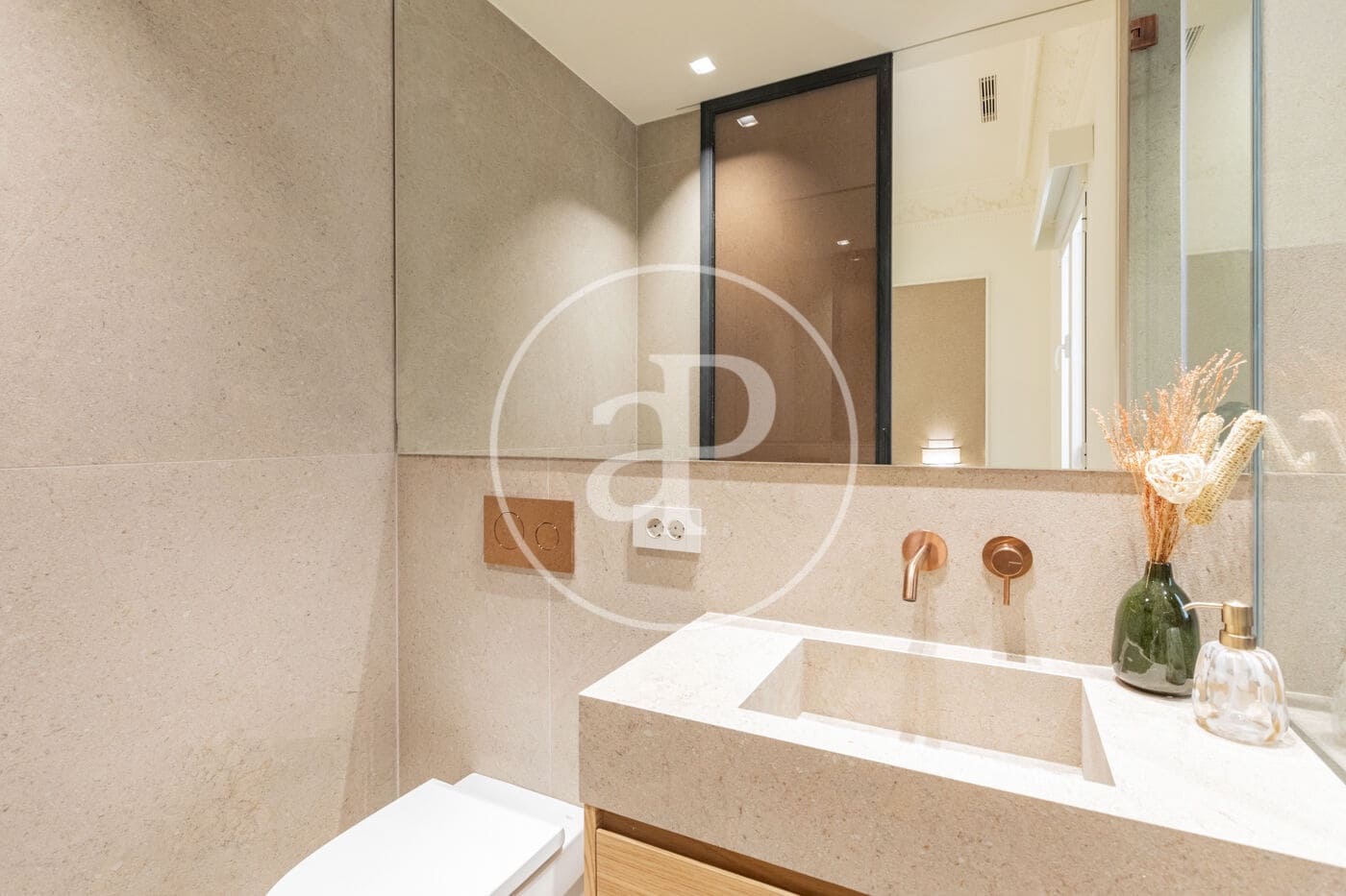 3 makuuhuone Huoneisto myytävänä paikassa Madrid kaupunki - 3 650 000 € (Ref: 9422465)