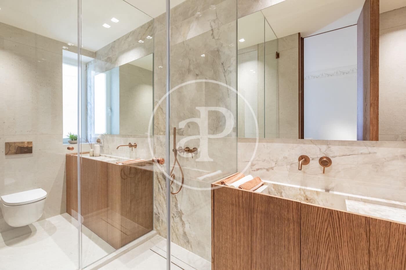 3 makuuhuone Huoneisto myytävänä paikassa Madrid kaupunki - 3 650 000 € (Ref: 9422465)