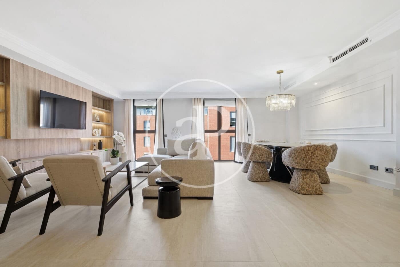 3 bedroom Apartment for rent in Madrid city - € 14,000 (Ref: 9422466)