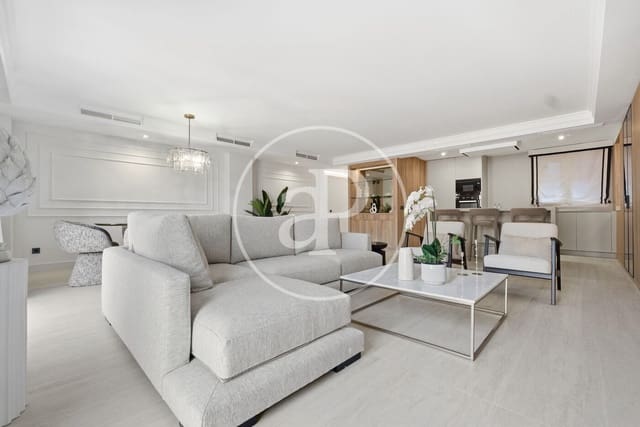 3 quarto Apartamento para arrendar em Castellana, Madrid cidade - 14 000 € (Ref: 9422466)