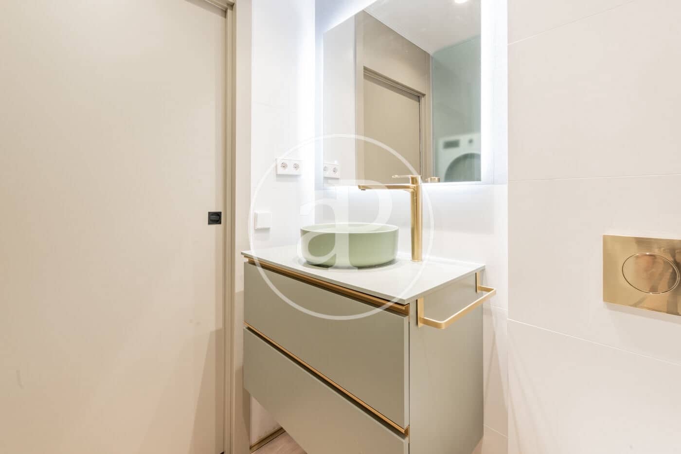 1 sypialnia Apartament na sprzedaż w Miasto Madryt z basenem - 640 000 € (Ref: 9431281)