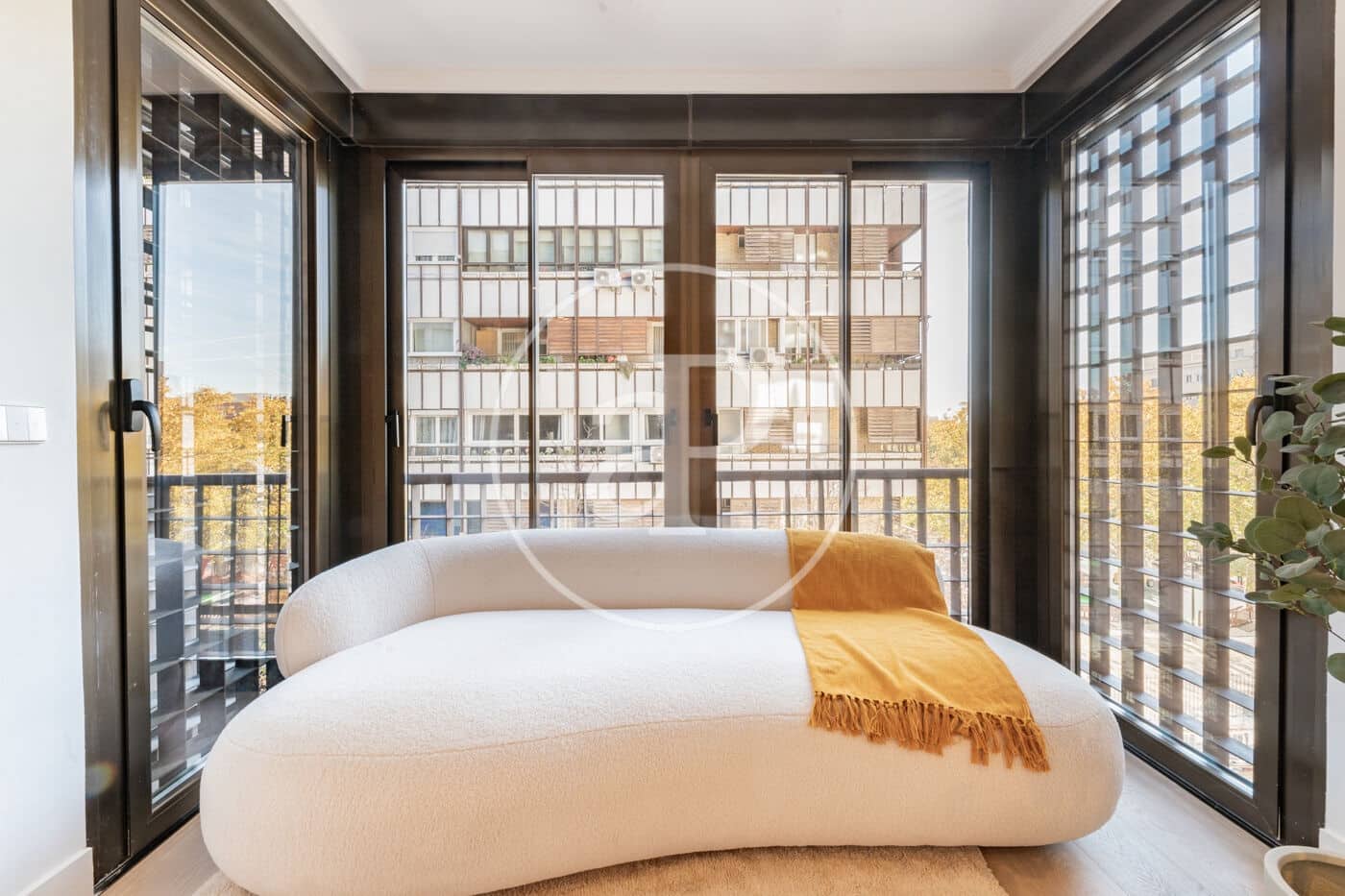 1 sypialnia Apartament na sprzedaż w Miasto Madryt z basenem - 640 000 € (Ref: 9431281)