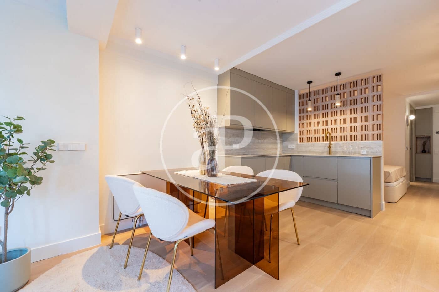 1 sypialnia Apartament na sprzedaż w Miasto Madryt z basenem - 640 000 € (Ref: 9431281)