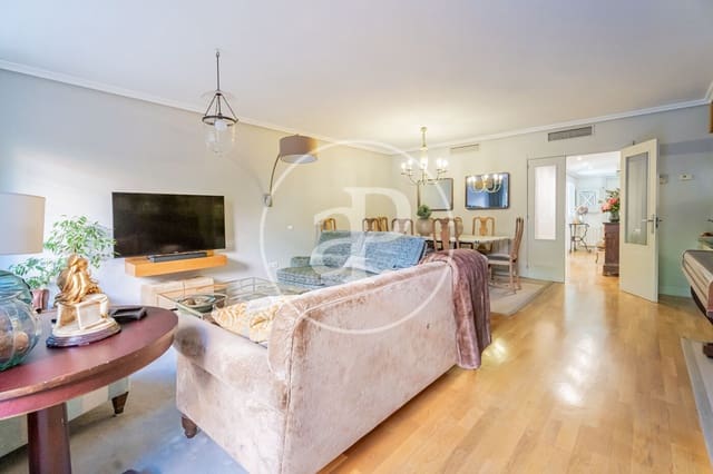 7 bedroom Villa for sale in Aravaca, Madrid city with pool - € 1,495,000 (Ref: 9431283)