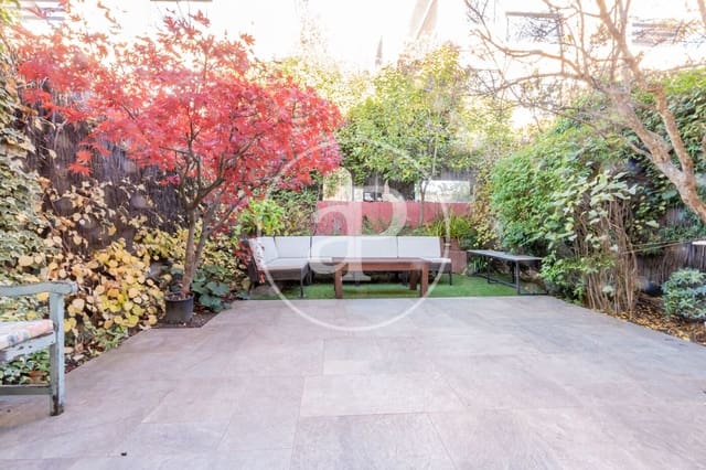 7 bedroom Villa for sale in Aravaca, Madrid city with pool - € 1,495,000 (Ref: 9431283)