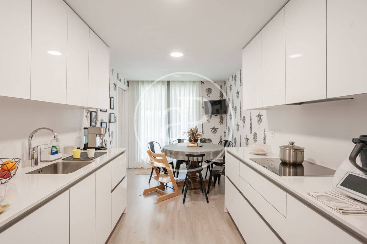 4 bedroom Apartment for sale in Pozuelo de Alarcon with pool - € 1,400,000 (Ref: 9431284)