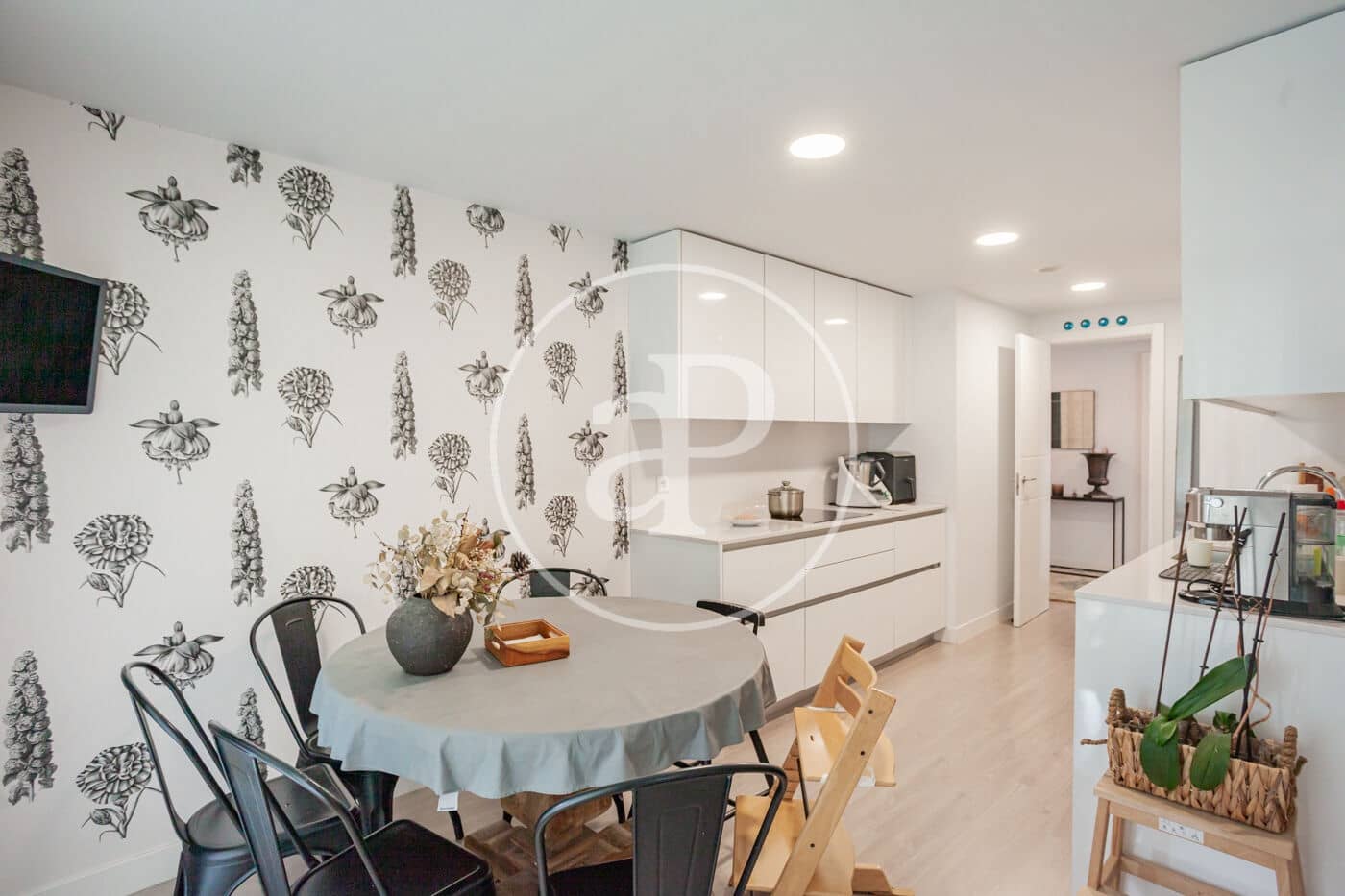 4 bedroom Apartment for sale in Pozuelo de Alarcon with pool - € 1,400,000 (Ref: 9431284)