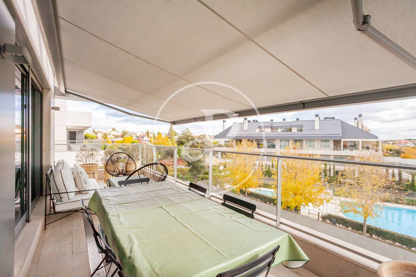 4 bedroom Apartment for sale in Pozuelo de Alarcon with pool - € 1,400,000 (Ref: 9431284)