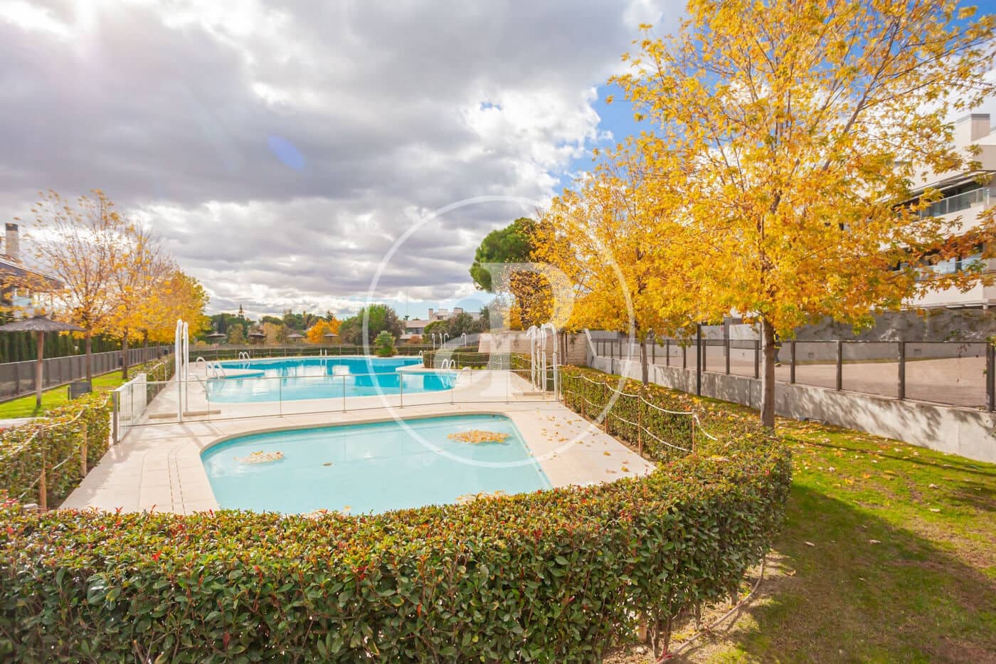 4 bedroom Apartment for sale in Pozuelo de Alarcon with pool - € 1,400,000 (Ref: 9431284)