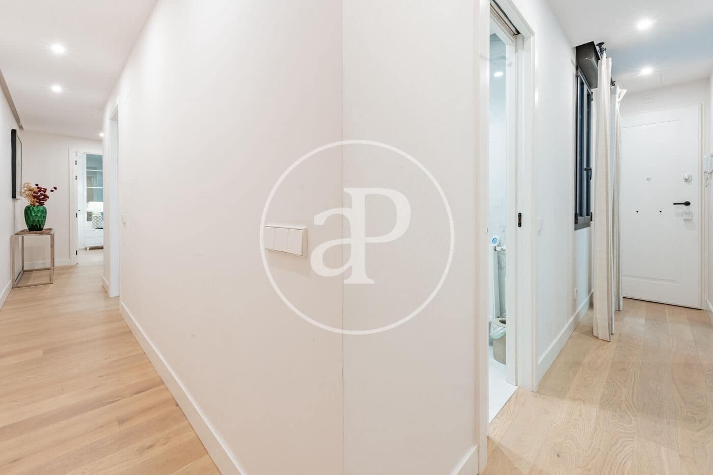 2 sypialnia Apartament do wynajęcia w Miasto Madryt z basenem - 3 300 € (Ref: 9431285)