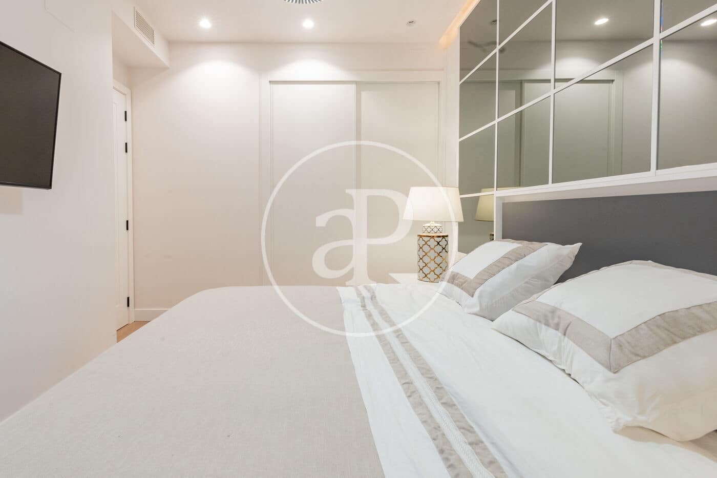 2 sypialnia Apartament do wynajęcia w Miasto Madryt z basenem - 3 300 € (Ref: 9431285)