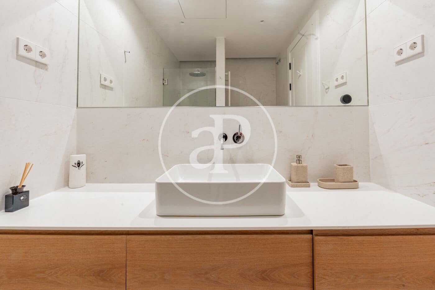 2 sypialnia Apartament do wynajęcia w Miasto Madryt z basenem - 3 300 € (Ref: 9431285)