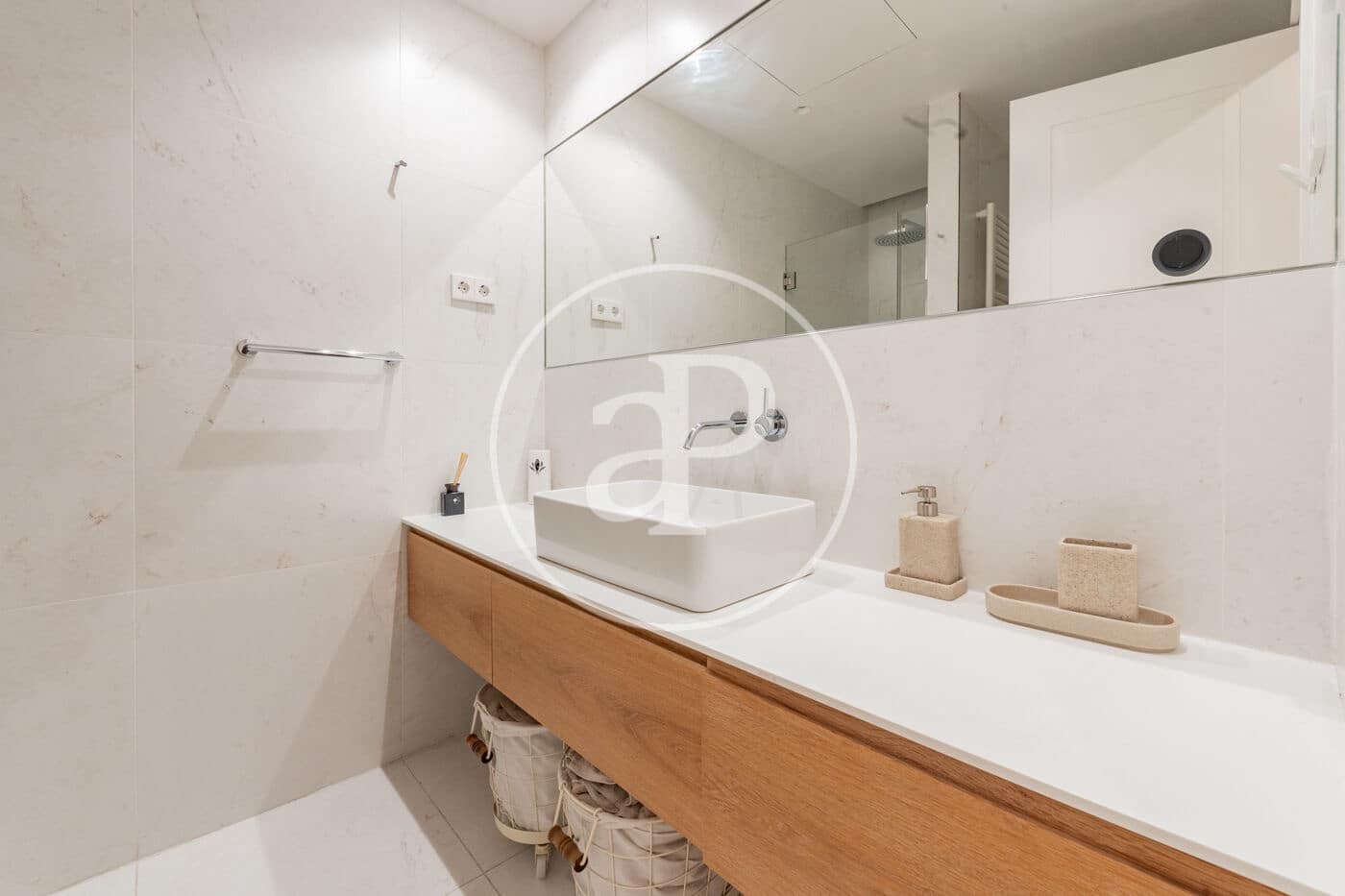 2 sypialnia Apartament do wynajęcia w Miasto Madryt z basenem - 3 300 € (Ref: 9431285)