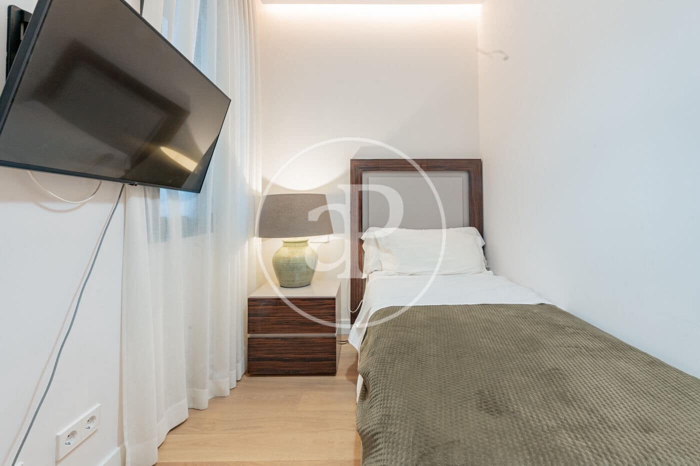 2 sypialnia Apartament do wynajęcia w Miasto Madryt z basenem - 3 300 € (Ref: 9431285)