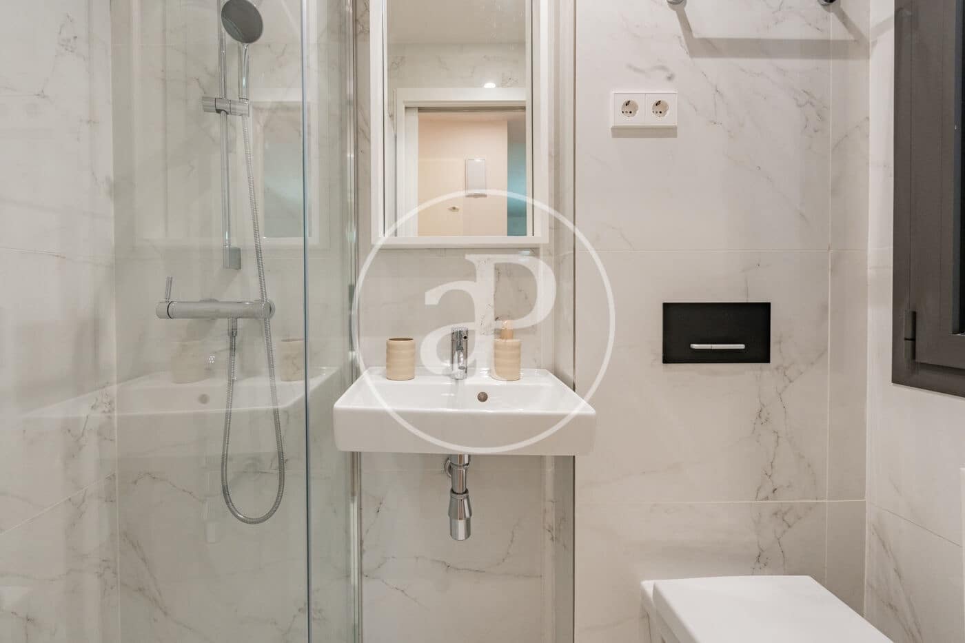 2 sypialnia Apartament do wynajęcia w Miasto Madryt z basenem - 3 300 € (Ref: 9431285)