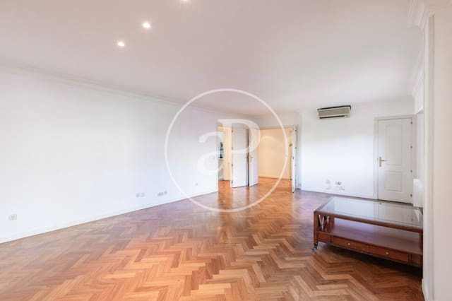 4 soveværelse Lejlighed til leje i Pozuelo de Alarcón med swimmingpool - € 2.500 (Ref: 9431286)