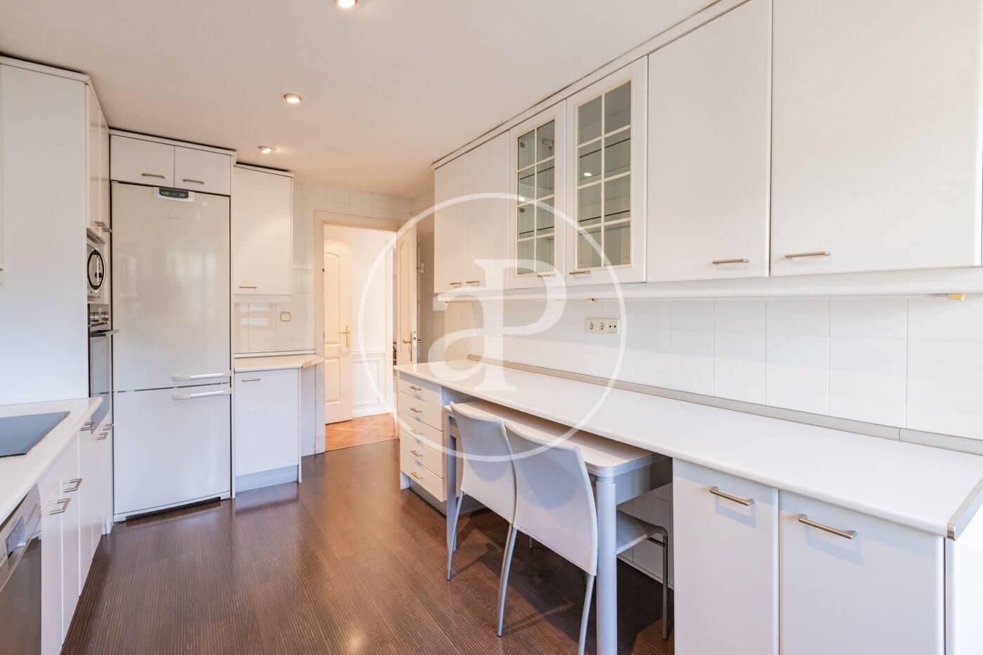 4 bedroom Apartment for rent in Pozuelo de Alarcon with pool - € 2,500 (Ref: 9431286)