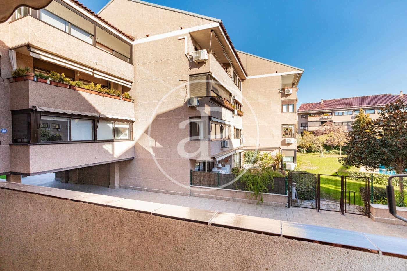 4 bedroom Apartment for rent in Pozuelo de Alarcon with pool - € 2,500 (Ref: 9431286)