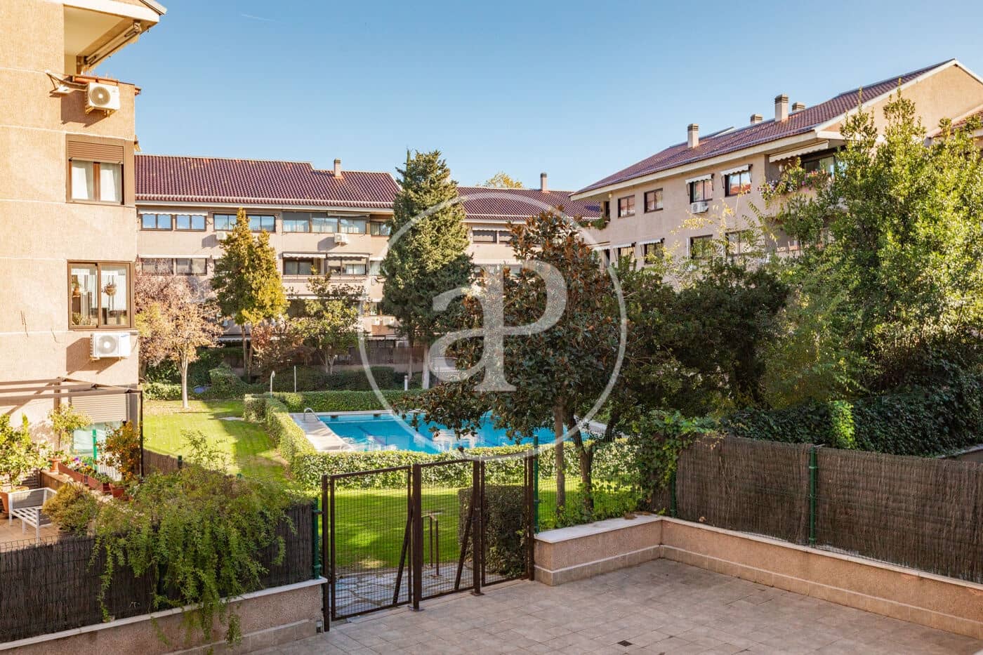 4 bedroom Apartment for rent in Pozuelo de Alarcon with pool - € 2,500 (Ref: 9431286)