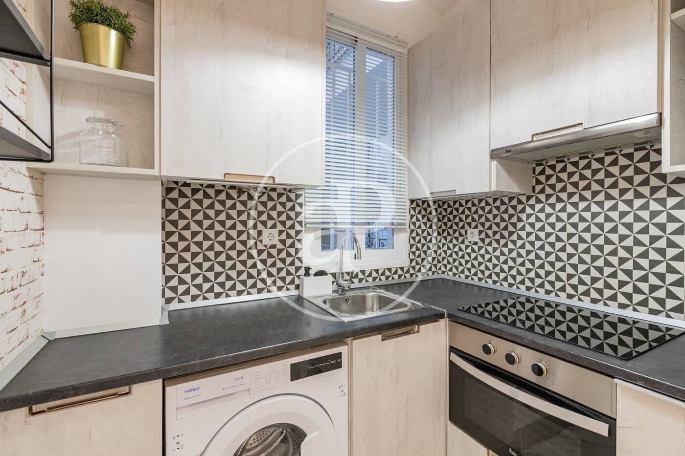 1 soveværelse Lejlighed til salg i Madrid by - € 470.000 (Ref: 9433417)