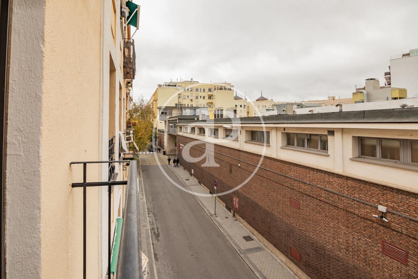 2 bedroom Apartment for rent in Madrid city - € 2,000 (Ref: 9433418)