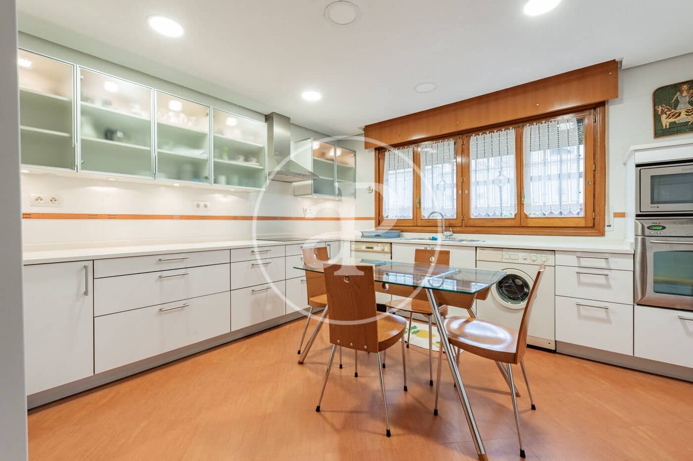 3 bedroom Villa for rent in Madrid city - € 3,000 (Ref: 9433419)