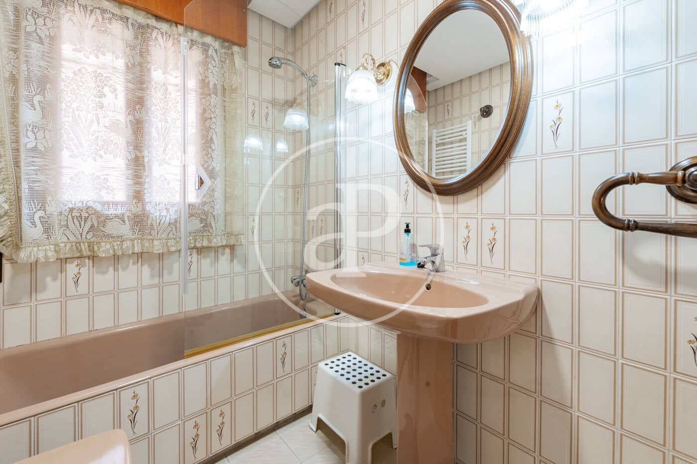 3 bedroom Villa for rent in Madrid city - € 3,000 (Ref: 9433419)