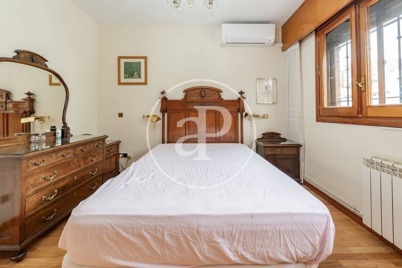 3 bedroom Villa for rent in Madrid city - € 3,000 (Ref: 9433419)