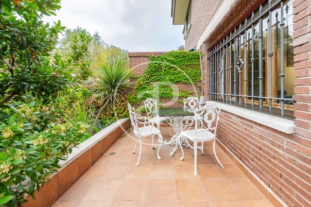 3 bedroom Villa for rent in Palomas, Madrid city - € 3,000 (Ref: 9433419)