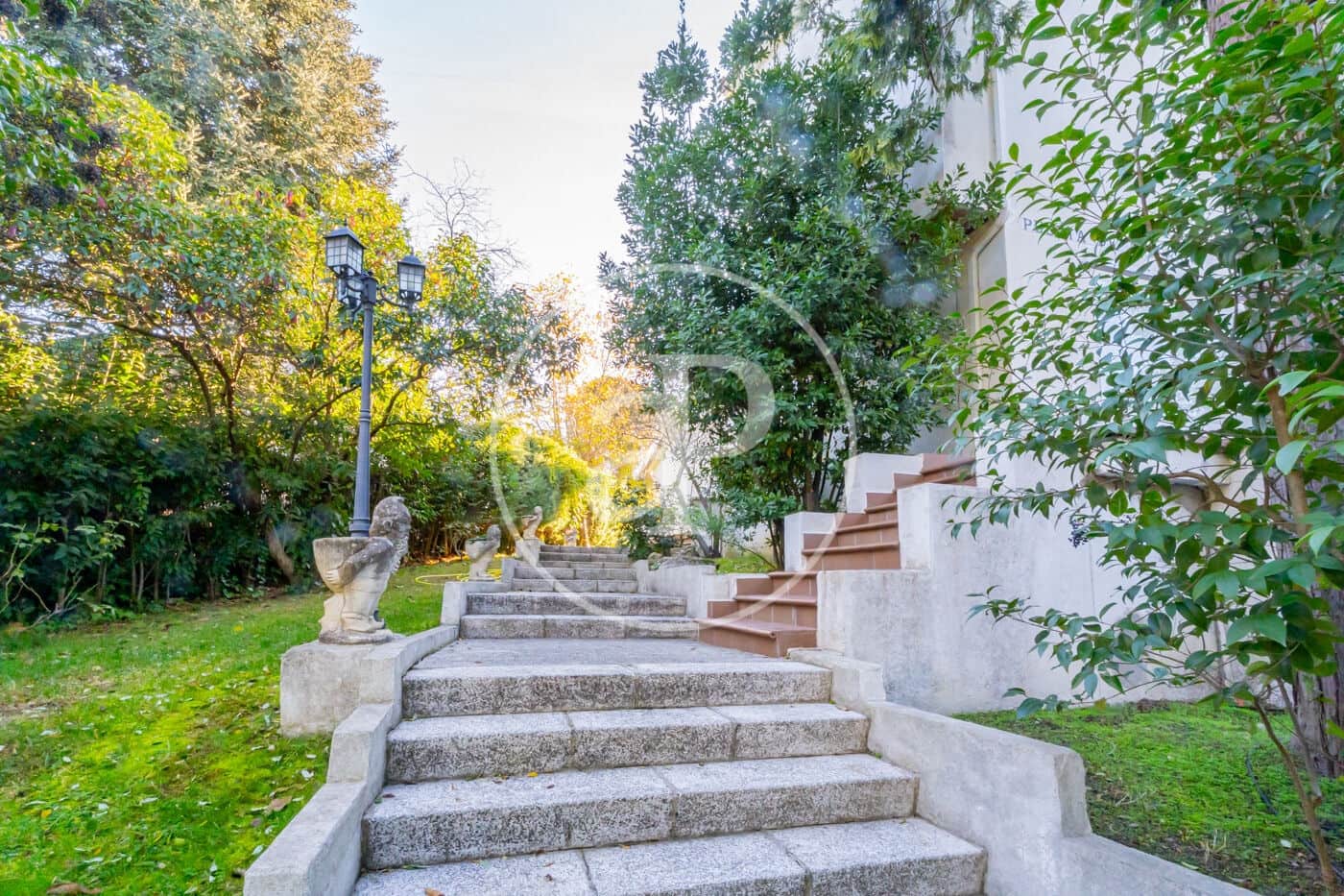 5 sovrum Villa till salu i Boadilla del Monte med pool - 1 200 000 € (Ref: 9437854)