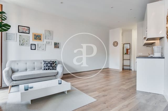 2 slaapkamer Appartement te koop in Sol, Madrid stad - € 820.000 (Ref: 9437856)