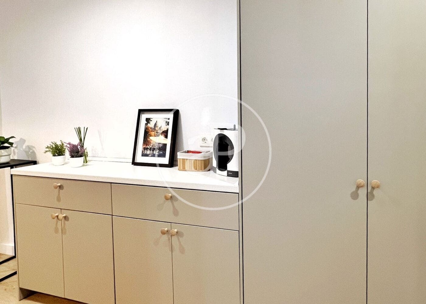 2 soveværelse Lejlighed til leje i Madrid by - € 1.950 (Ref: 9437859)