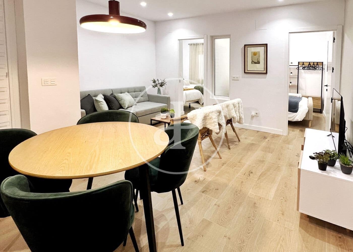 2 soveværelse Lejlighed til leje i Madrid by - € 1.950 (Ref: 9437859)