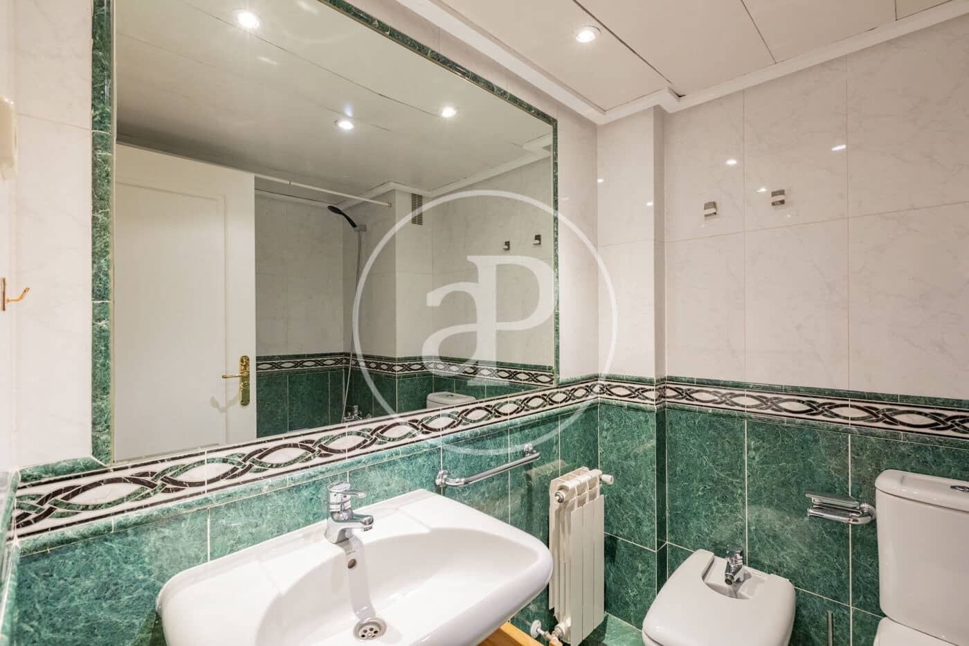 3 soverom Leilighet til leie i San Sebastian de los Reyes med svømmebasseng - € 1 900 (Ref: 9440147)