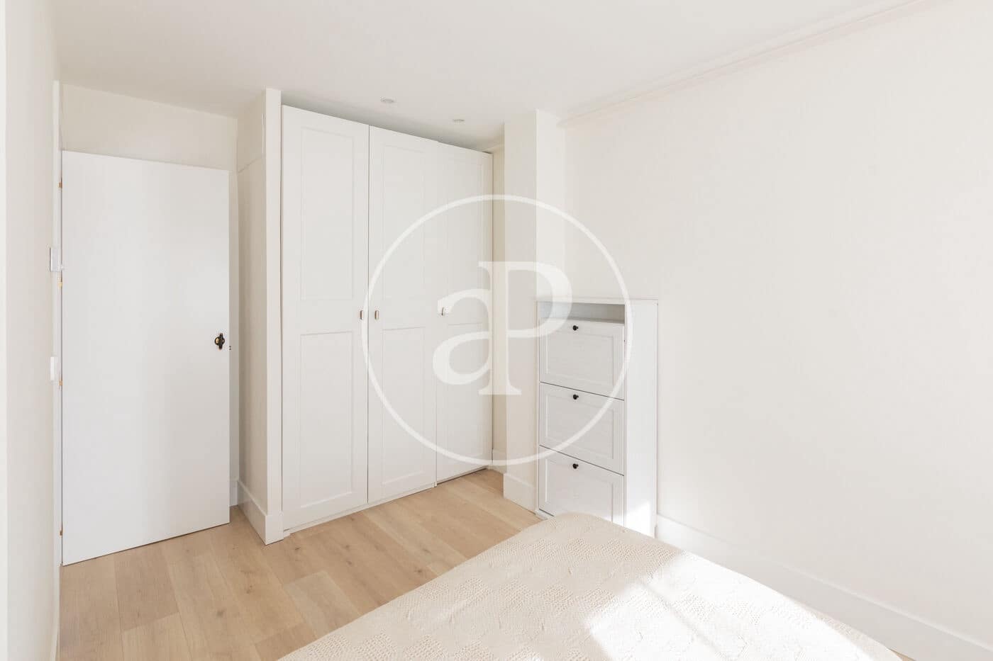 4 sovrum Villa till salu i Madrid stad - 1 100 000 € (Ref: 9440150)