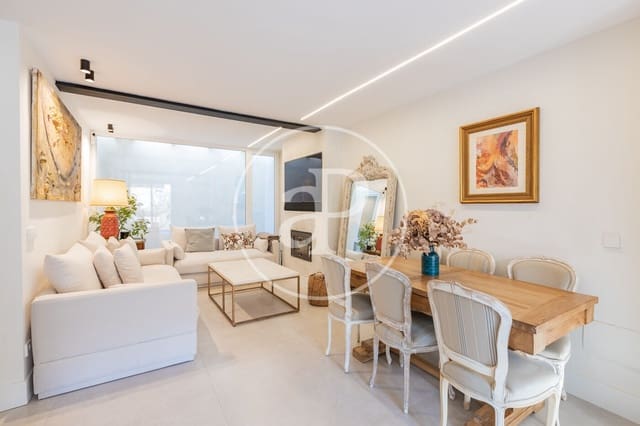 4 soveværelse Villa til salg i Concepción, Madrid by - € 1.100.000 (Ref: 9440150)