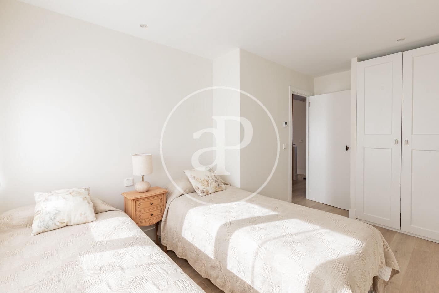 4 sovrum Villa till salu i Madrid stad - 1 100 000 € (Ref: 9440150)