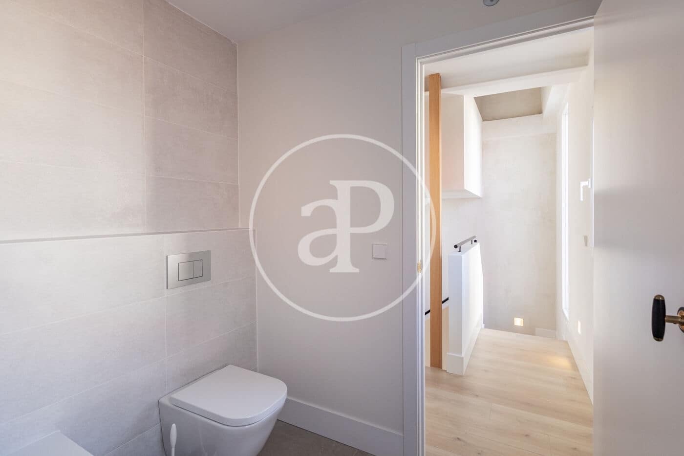 4 sovrum Villa till salu i Madrid stad - 1 100 000 € (Ref: 9440150)