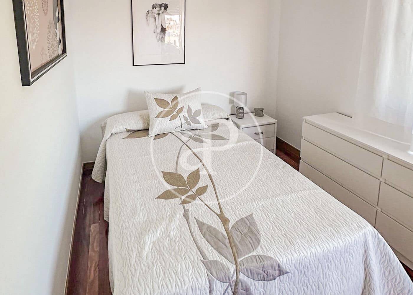 2 soveværelse Lejlighed til leje i Madrid by - € 2.500 (Ref: 9446345)