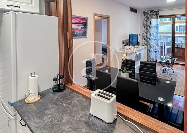 Appartement de 2 chambres à louer à Goya, Madrid ville - 2 500 € (Ref: 9446345)