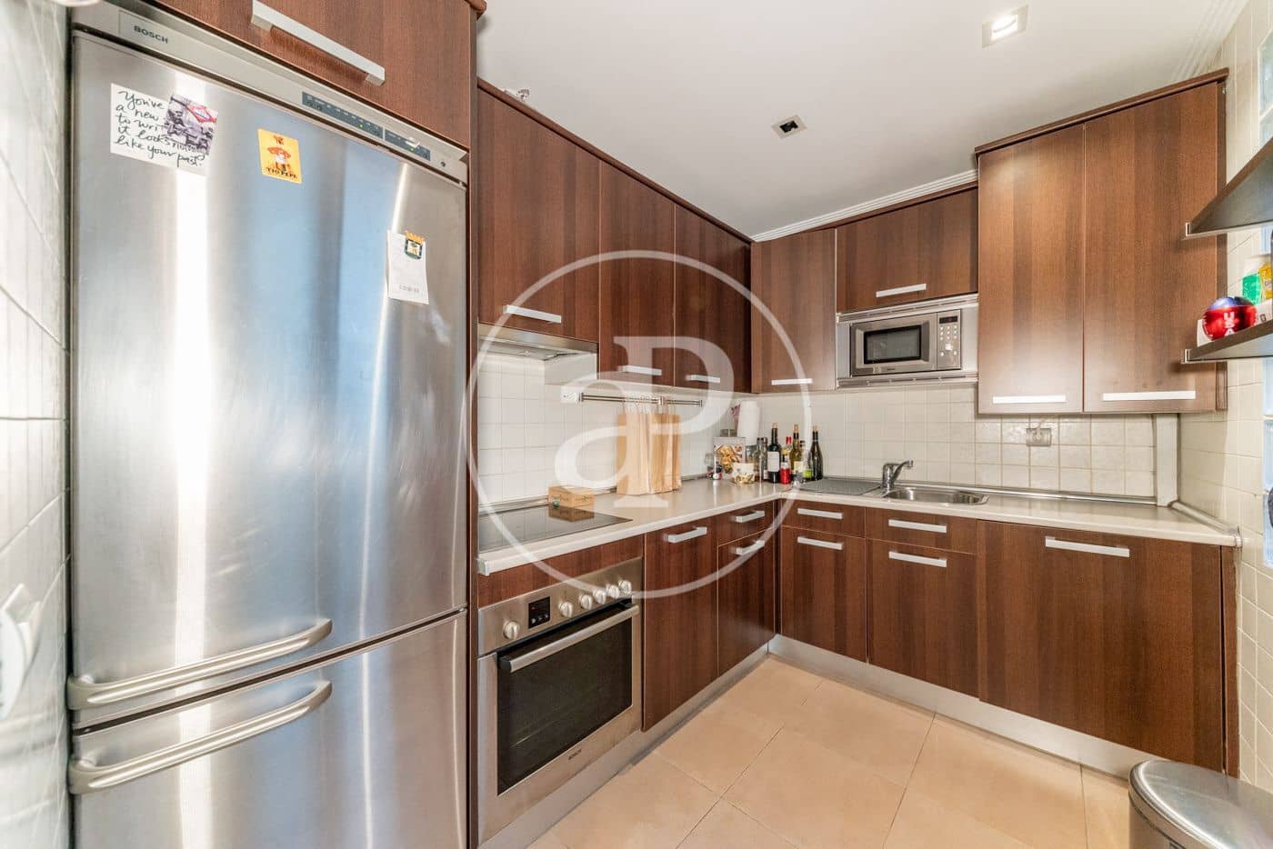 2 soveværelse Lejlighed til leje i Madrid by - € 2.600 (Ref: 9446347)