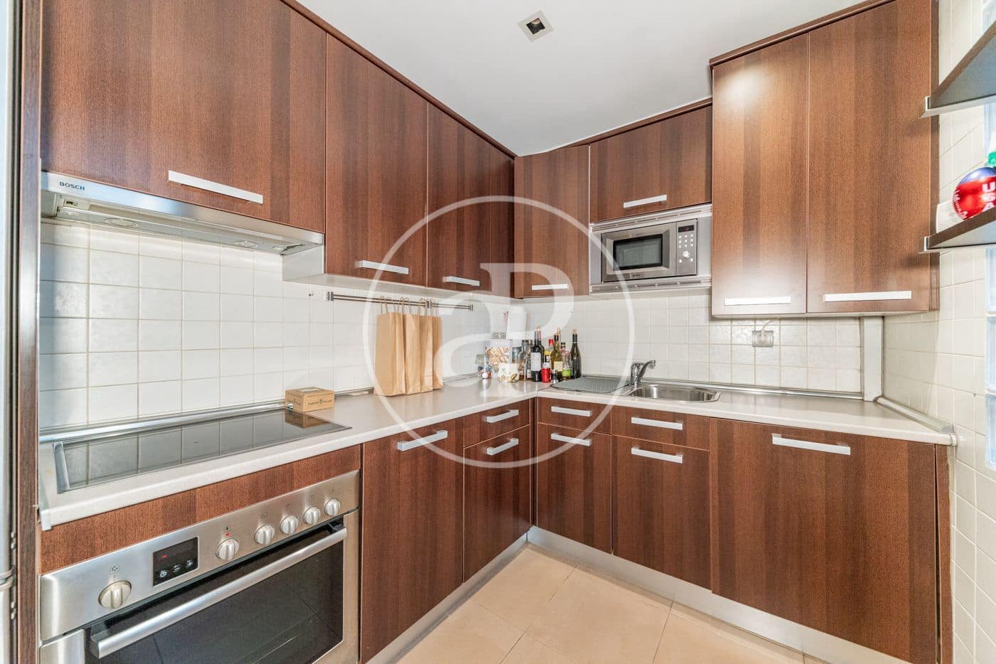 2 soveværelse Lejlighed til leje i Madrid by - € 2.600 (Ref: 9446347)