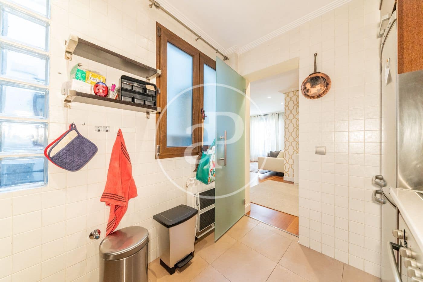 2 soveværelse Lejlighed til leje i Madrid by - € 2.600 (Ref: 9446347)