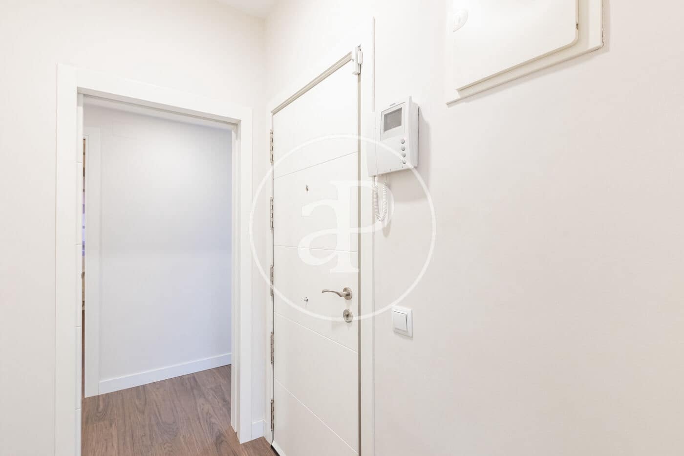 2 bedroom Apartment for sale in San Sebastian de los Reyes - € 415,000 (Ref: 9446348)