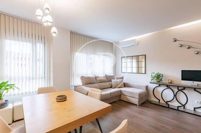 2 sovrum Lägenhet till salu i San Sebastián de los Reyes - 415 000 € (Ref: 9446348)