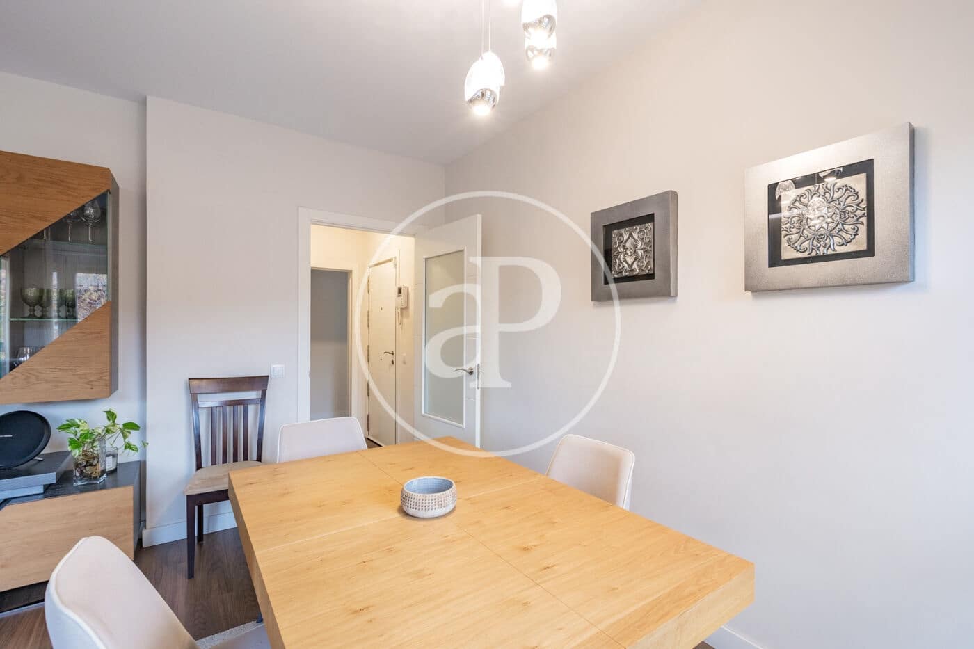 2 bedroom Apartment for sale in San Sebastian de los Reyes - € 415,000 (Ref: 9446348)